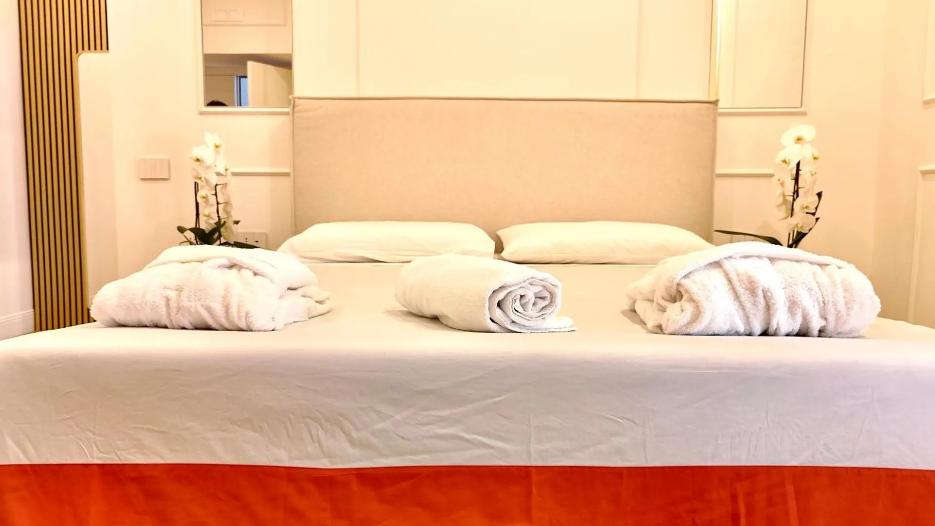 Raffaella Home Naples 0*,  Italy